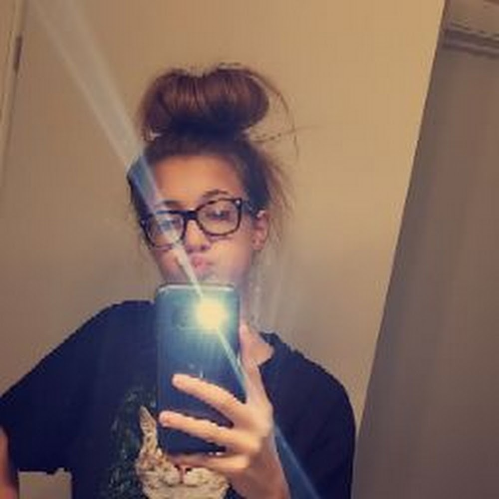 Meet your Posher, Haille